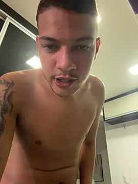 Jhonnylaionsousa online show from June 14, 10:28 am