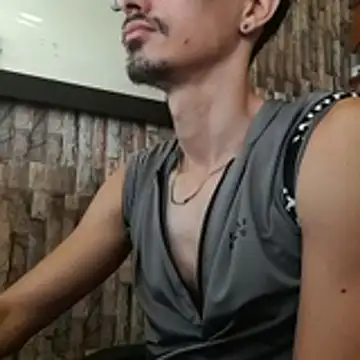 jhosuamoore online show from April 11, 1:47 pm