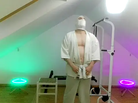 NinjaLaser online show from May 12, 7:44 pm