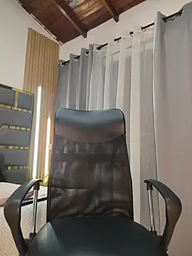 Oliver bigblack cock online show from June 11, 7:12 pm