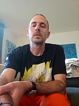 dufatcock online show from April 14, 6:07 pm