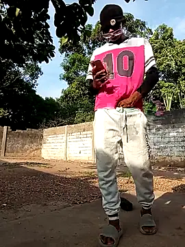 spittingpig1 online show from March 30, 9:05 pm