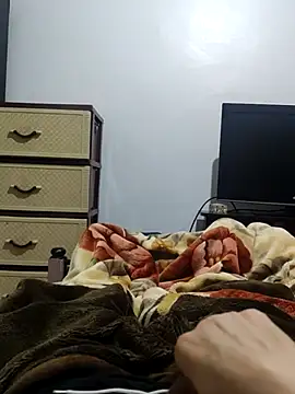 JoyousArray85 online show from March 29, 4:40 pm