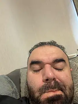 bigmillz32 online show from March 31, 11:01 am