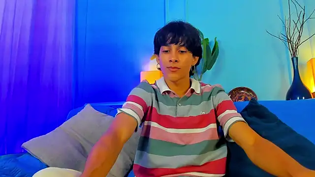 Cheys Mast online show from March 27, 6:42 pm