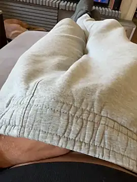 gg79100 online show from April 23, 1:13 pm