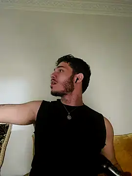 Thewildaliii0 online show from April 28, 10:58 pm