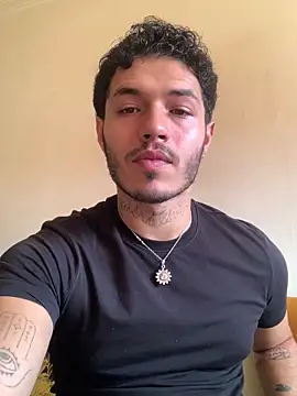 Thewildaliii0 online show from June 13, 2:37 pm