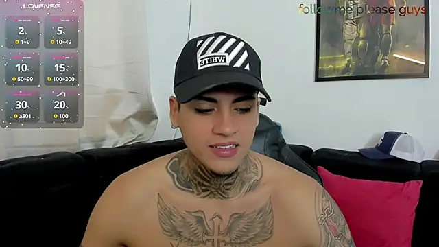 sweetlatinoboy online show from May 1, 12:08 pm