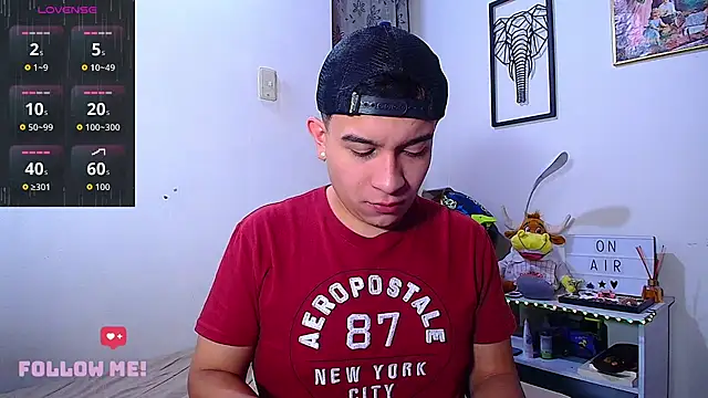Max Parkerr online show from May 14, 1:20 pm