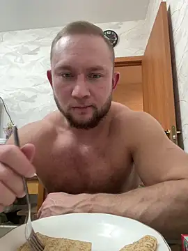 RUS208 online show from March 18, 6:55 pm
