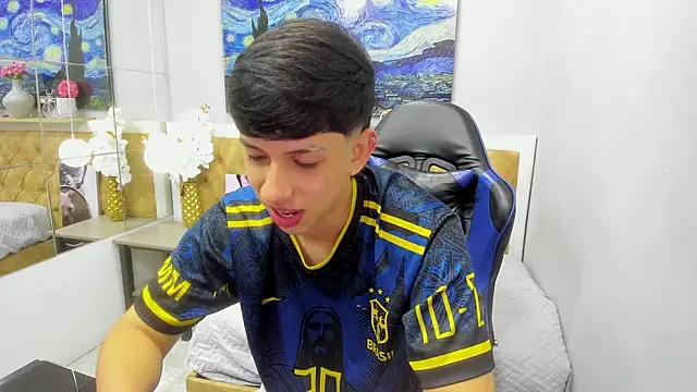 AdrianFranko online show from August 4, 12:43 pm