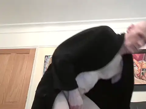 Useless Wanker online show from May 4, 5:26 pm