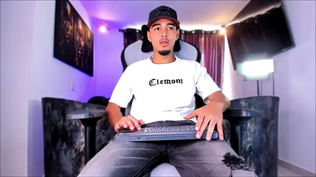 victor ospina online show from March 19, 3:26 pm