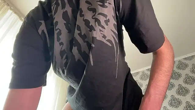 tomasdickpick online show from May 8, 8:26 am