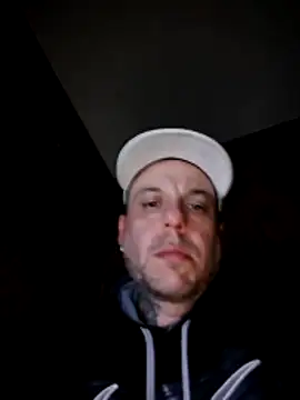 StiffBulb758 online show from May 3, 9:23 am