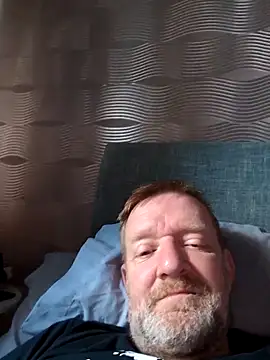 Notiesfuk online show from May 4, 12:29 pm
