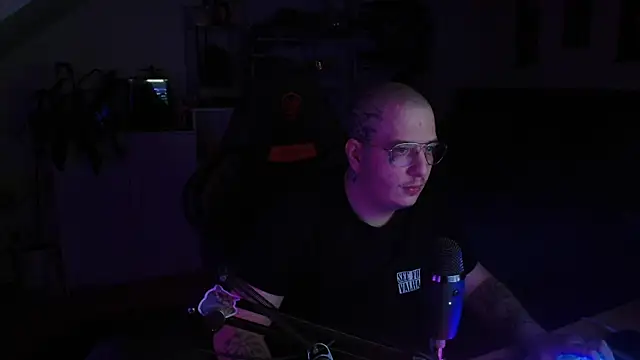 Oderwattboy online show from March 23, 8:04 pm