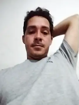Gabriel leon33 online show from May 15, 5:04 am