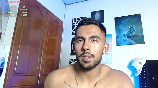 romanpearce  online show from July 1, 9:15 pm