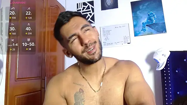 romanpearce  online show from June 12, 4:49 pm