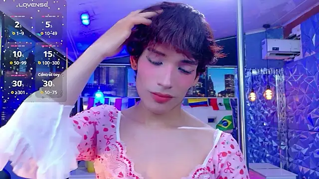IsaacNovaa online show from June 30, 8:43 pm