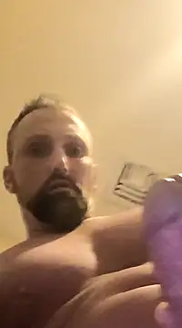 E095 online show from March 17, 5:49 pm