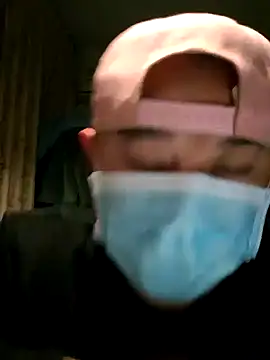 huangqian5200 online show from March 26, 1:59 pm