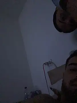 hot-girl04 online show from March 29, 2:34 am