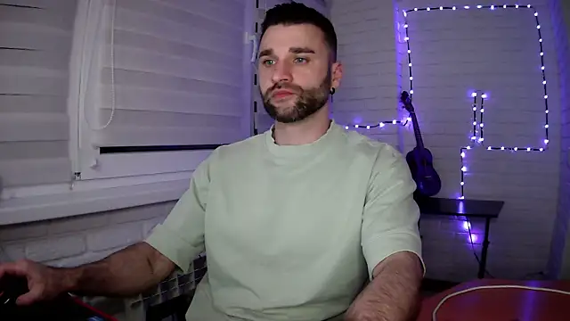 DaddySlava online show from April 30, 8:57 pm