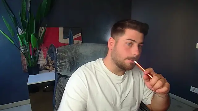 DaxGreer online show from April 23, 4:39 am