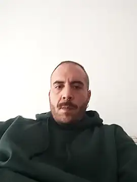 iismael222 online show from April 2, 4:04 pm