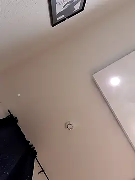 Nickiundjony online show from April 7, 5:40 am