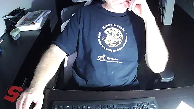 Shalun2000 online show from May 10, 3:41 am