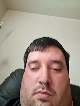 Daniel theking online show from April 4, 8:17 pm