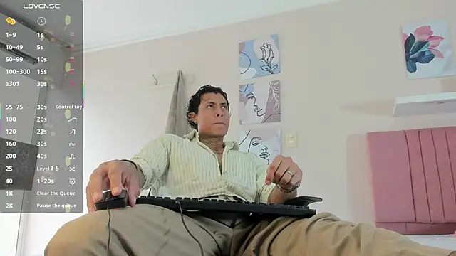 Damian Romanoff online show from May 14, 4:38 pm