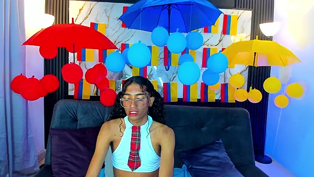 triiangel latinboy online show from June 20, 12:32 pm