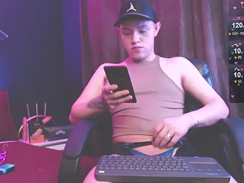kyle jordanx online show from April 22, 2:18 am
