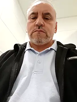 andrexl eather online show from April 21, 8:26 pm