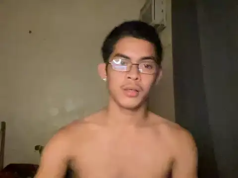 yourhotasian jhonpol16 online show from April 16, 2:17 pm