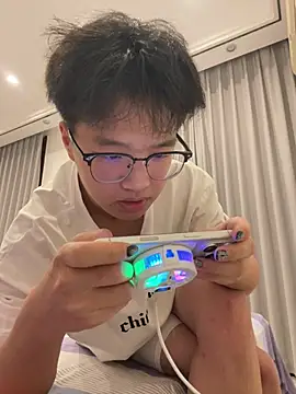 Yalotutu online show from July 12, 6:54 pm