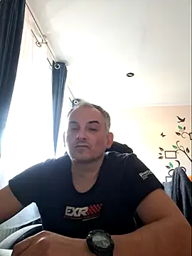 Piotr481 online show from April 17, 4:31 pm