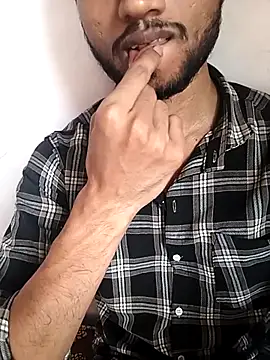 itsmemadhu2019 online show from June 22, 11:37 am