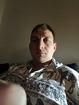 Elio Morel online show from April 16, 9:15 pm