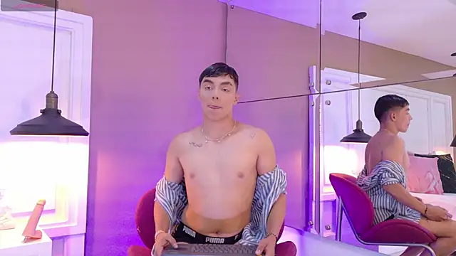 Liam Greyy online show from April 15, 7:25 pm