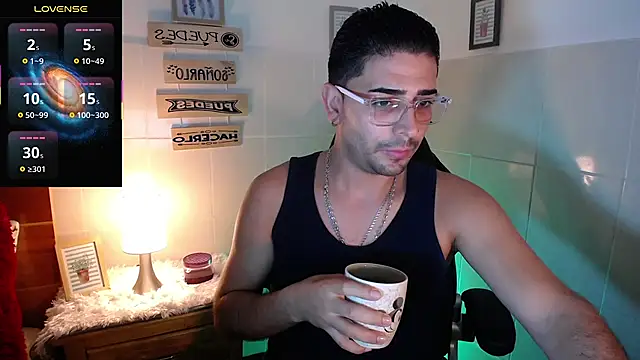 andders  online show from May 28, 11:47 pm