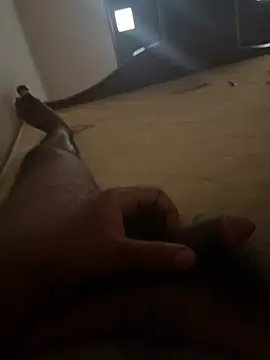 avxboy1 online show from April 17, 5:10 am