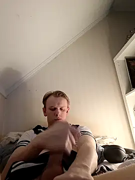 femboy066 online show from April 16, 9:15 pm