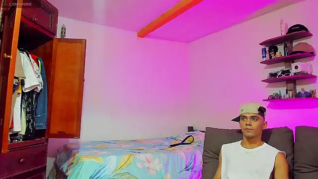 Teo Rave online show from May 26, 2:51 am