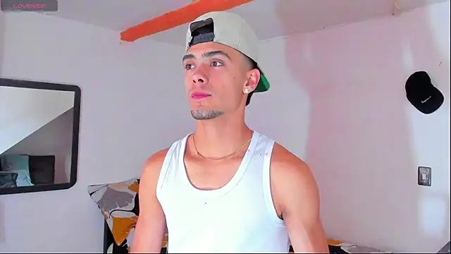 Teo Rave online show from April 19, 6:07 pm